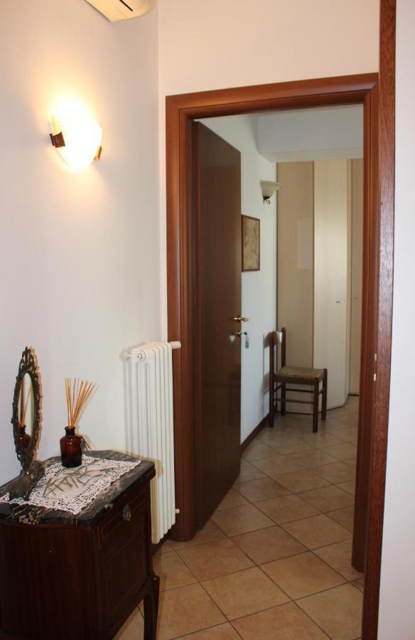 B. & B. Nabucco Acomodação com café da manhã Parma Exterior foto